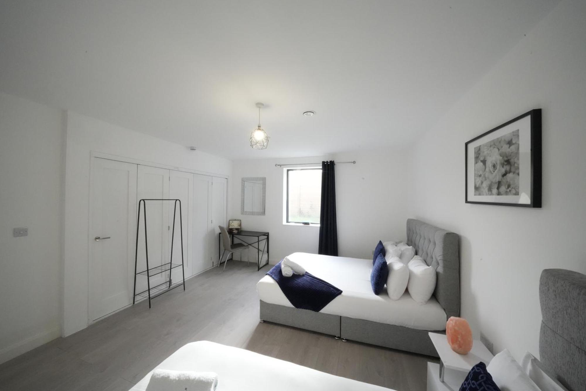 Ealing Broadway Great Stay 7-Minute Walk From The Underground מראה חיצוני תמונה