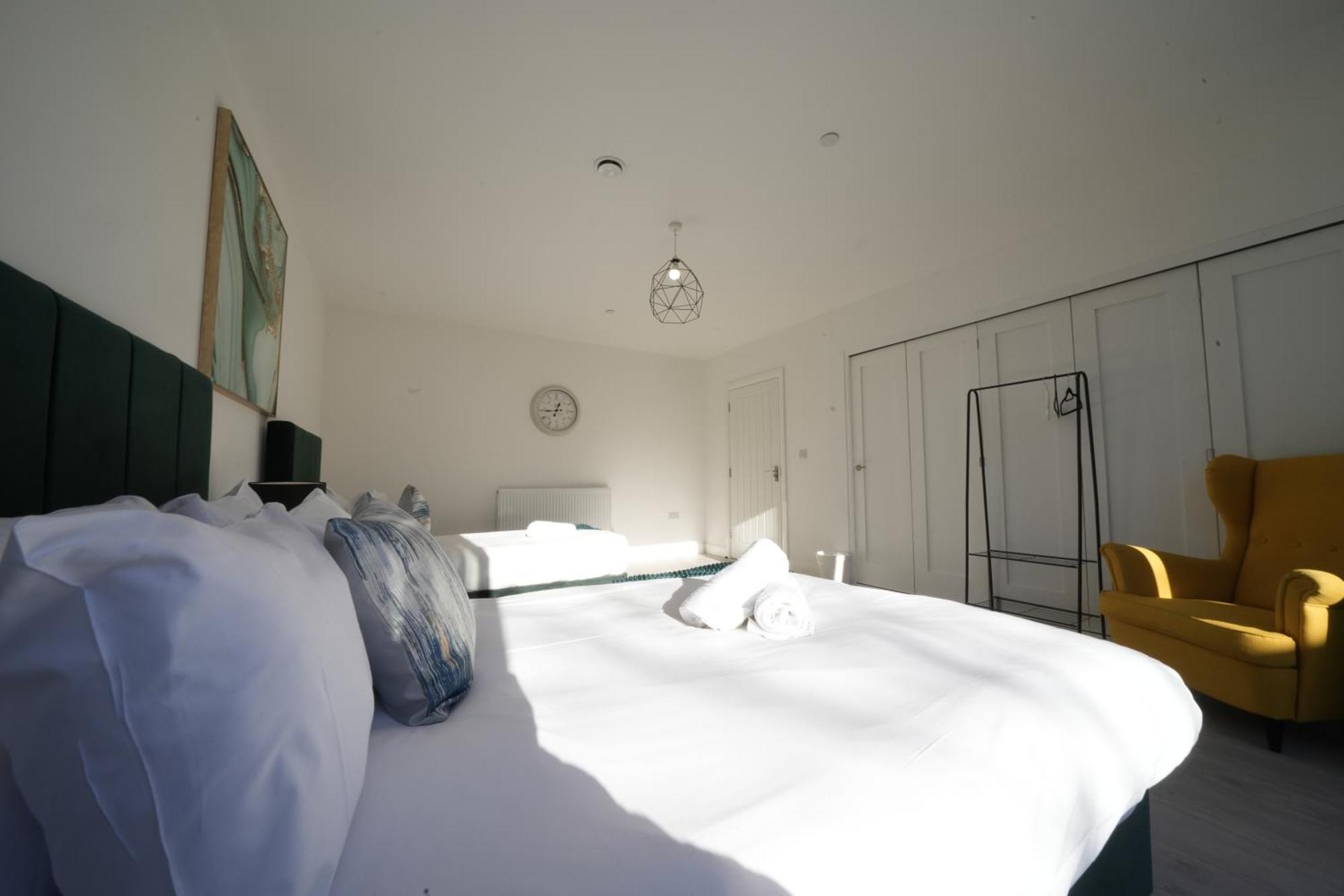 Ealing Broadway Great Stay 7-Minute Walk From The Underground מראה חיצוני תמונה