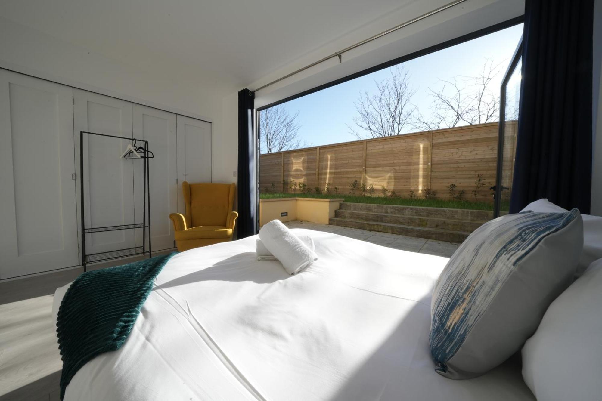 Ealing Broadway Great Stay 7-Minute Walk From The Underground מראה חיצוני תמונה