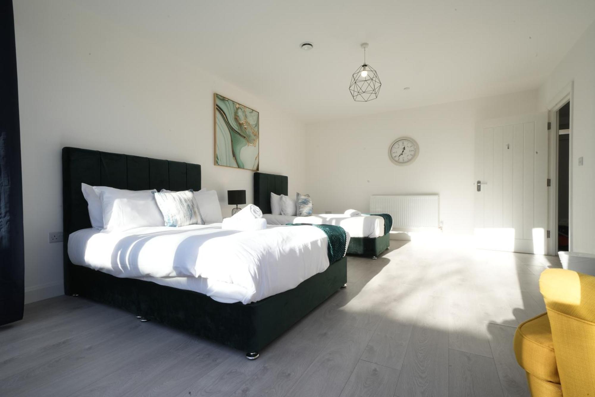 Ealing Broadway Great Stay 7-Minute Walk From The Underground מראה חיצוני תמונה