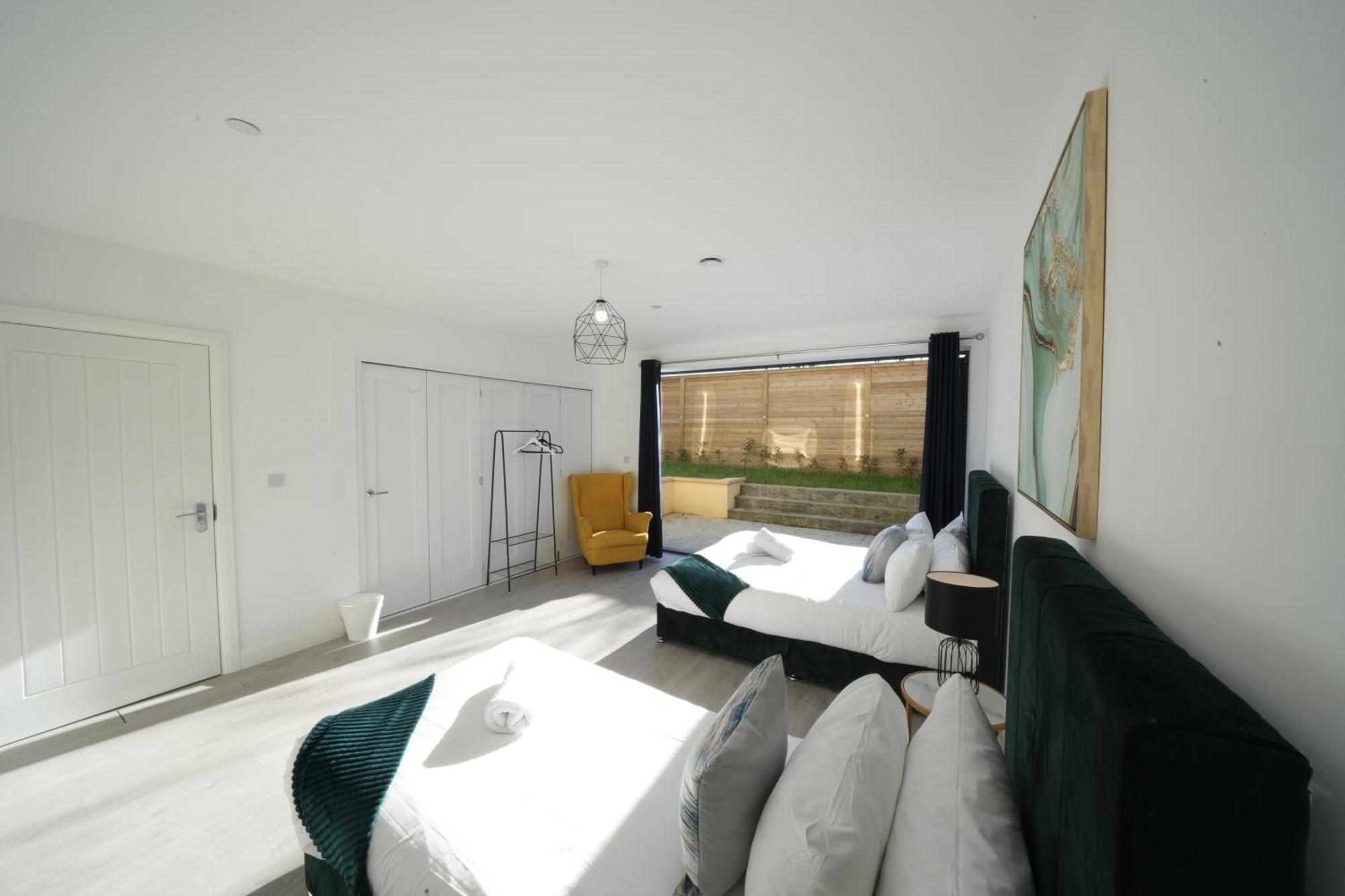Ealing Broadway Great Stay 7-Minute Walk From The Underground מראה חיצוני תמונה