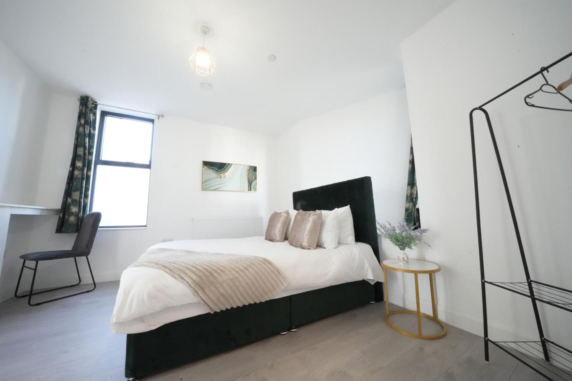 Ealing Broadway Great Stay 7-Minute Walk From The Underground מראה חיצוני תמונה