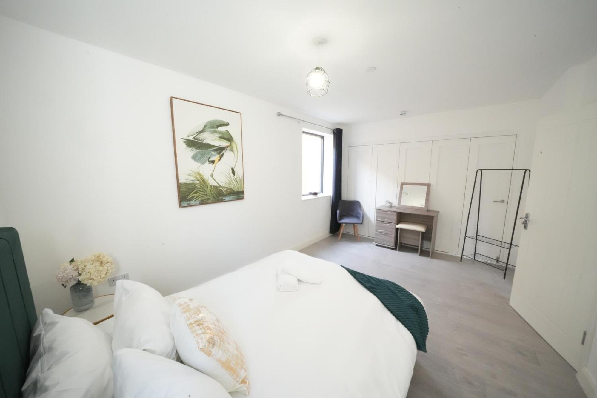 Ealing Broadway Great Stay 7-Minute Walk From The Underground מראה חיצוני תמונה