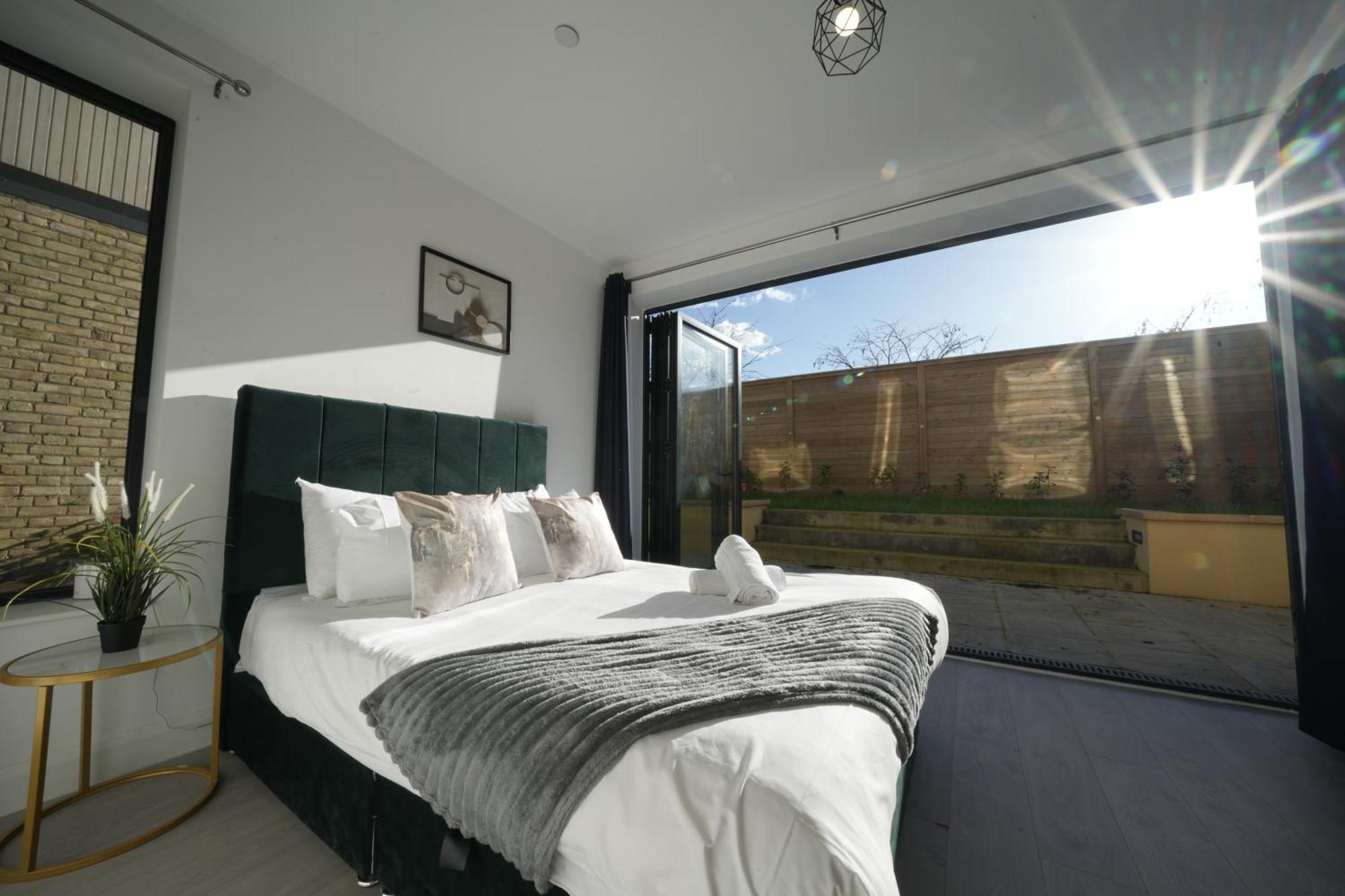 Ealing Broadway Great Stay 7-Minute Walk From The Underground מראה חיצוני תמונה